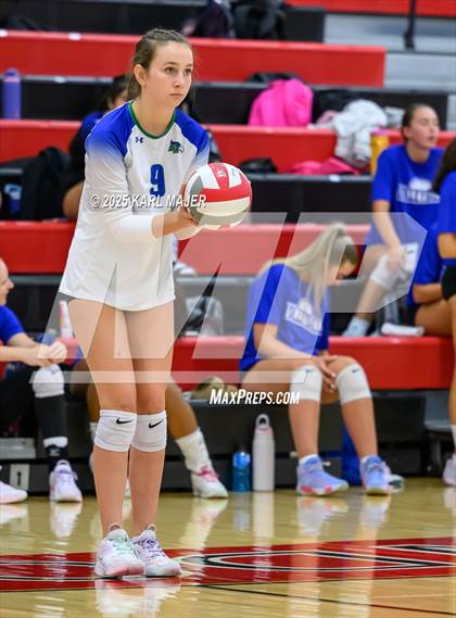 Thumbnail 1 in South Lakes@ Herndon photogallery.