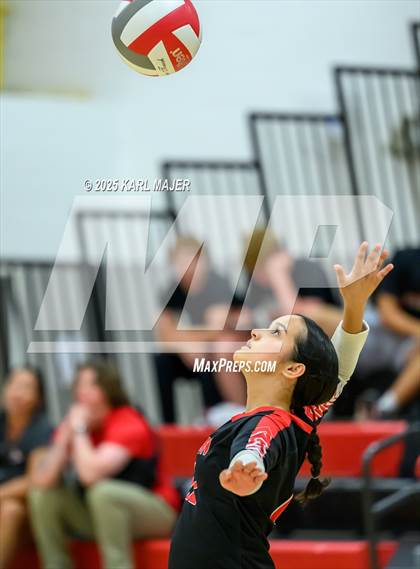 Thumbnail 3 in South Lakes@ Herndon photogallery.