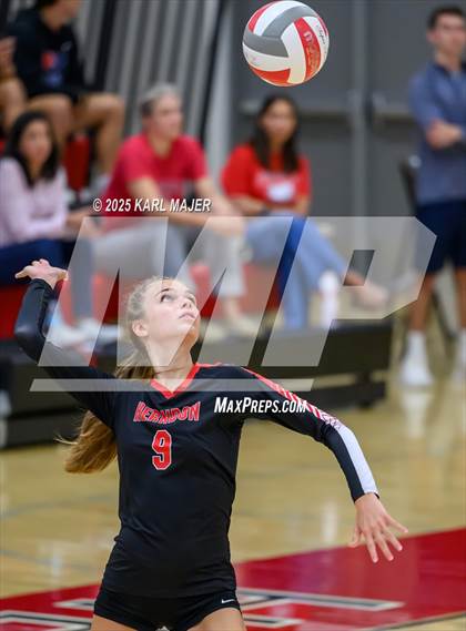 Thumbnail 2 in South Lakes@ Herndon photogallery.