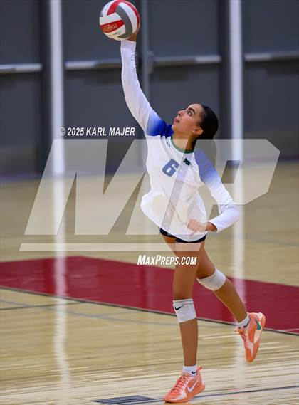 Thumbnail 1 in South Lakes@ Herndon photogallery.