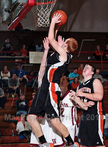 Thumbnail 2 in Morristown-Hamblen East vs  Morristown-Hamblen West (TSSAA D2-AAA District Quarterfinals) photogallery.