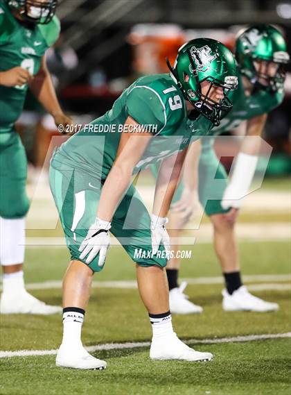 Thumbnail 2 in Iowa Park vs. Life Waxahachie (UIL 4A-2 Region I Bi-District Playoff) photogallery.