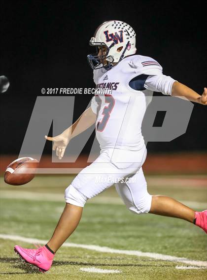 Thumbnail 1 in Iowa Park vs. Life Waxahachie (UIL 4A-2 Region I Bi-District Playoff) photogallery.