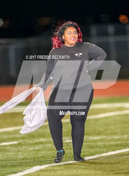 Thumbnail 2 in Iowa Park vs. Life Waxahachie (UIL 4A-2 Region I Bi-District Playoff) photogallery.