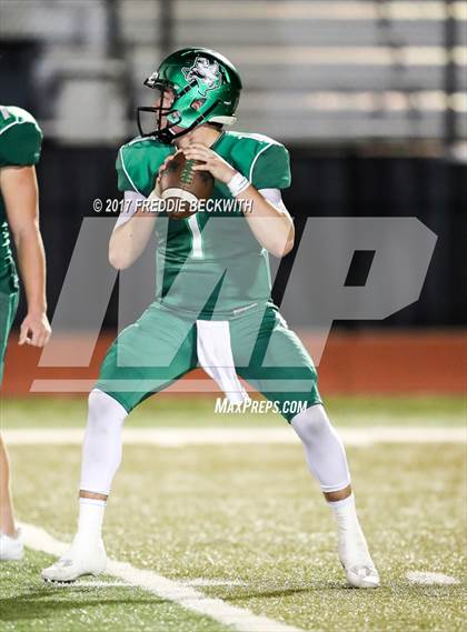 Thumbnail 2 in Iowa Park vs. Life Waxahachie (UIL 4A-2 Region I Bi-District Playoff) photogallery.