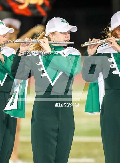 Thumbnail 1 in Iowa Park vs. Life Waxahachie (UIL 4A-2 Region I Bi-District Playoff) photogallery.