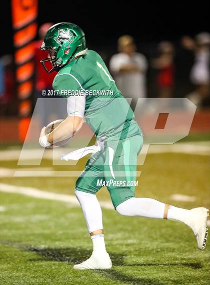 Thumbnail 3 in Iowa Park vs. Life Waxahachie (UIL 4A-2 Region I Bi-District Playoff) photogallery.