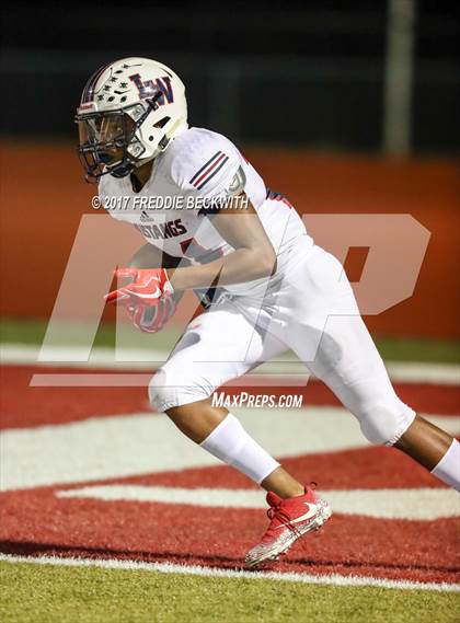 Thumbnail 2 in Iowa Park vs. Life Waxahachie (UIL 4A-2 Region I Bi-District Playoff) photogallery.