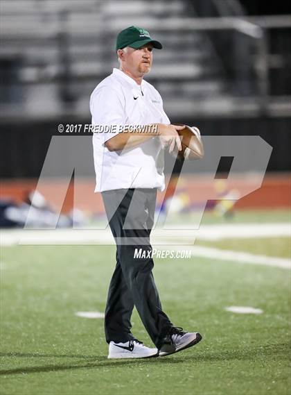 Thumbnail 2 in Iowa Park vs. Life Waxahachie (UIL 4A-2 Region I Bi-District Playoff) photogallery.