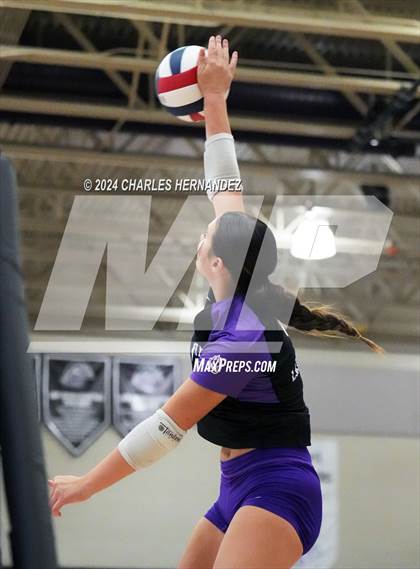 Thumbnail 1 in Montgomery @ College Station photogallery.