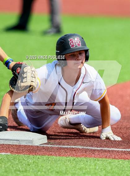 Thumbnail 3 in Moses Lake @ Olympia (WIAA 4A Playoffs) photogallery.