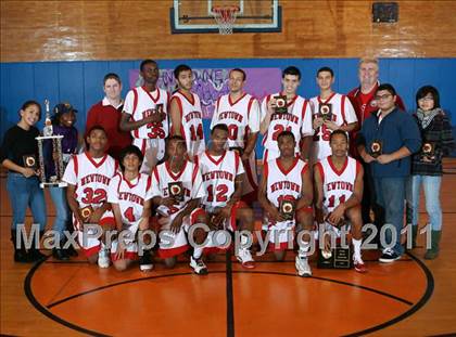 Thumbnail 2 in Newtown vs Thomas Edison (Queens Jam Christmas Classic) photogallery.