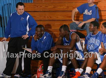 Thumbnail 1 in Newtown vs Thomas Edison (Queens Jam Christmas Classic) photogallery.