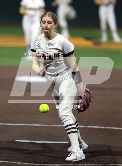 Thumbnail 3 in Grand Saline vs Van photogallery.