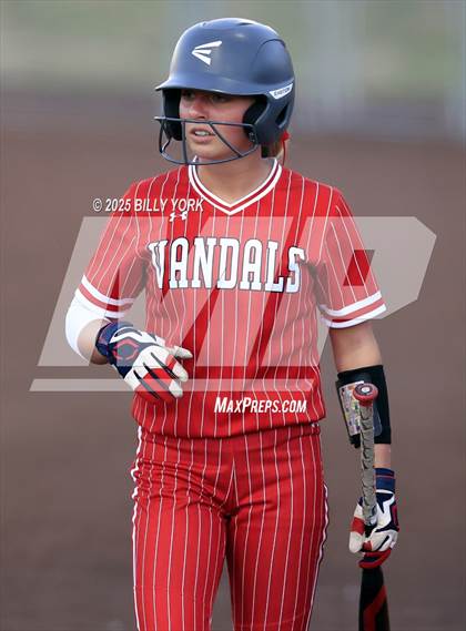 Thumbnail 1 in Grand Saline vs Van photogallery.