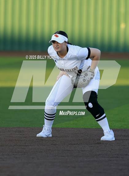 Thumbnail 2 in Grand Saline vs Van photogallery.