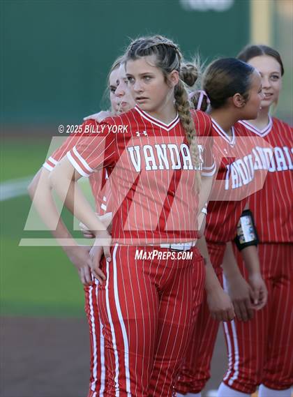 Thumbnail 3 in Grand Saline vs Van photogallery.