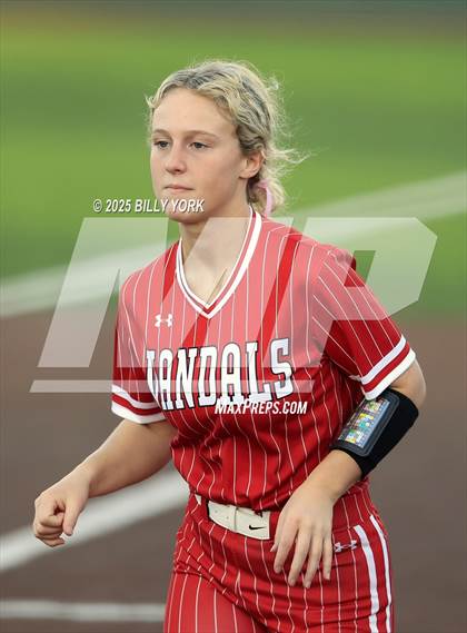 Thumbnail 1 in Grand Saline vs Van photogallery.