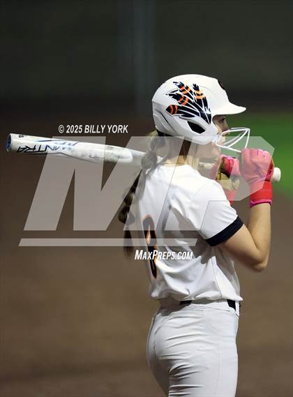 Thumbnail 2 in Grand Saline vs Van photogallery.
