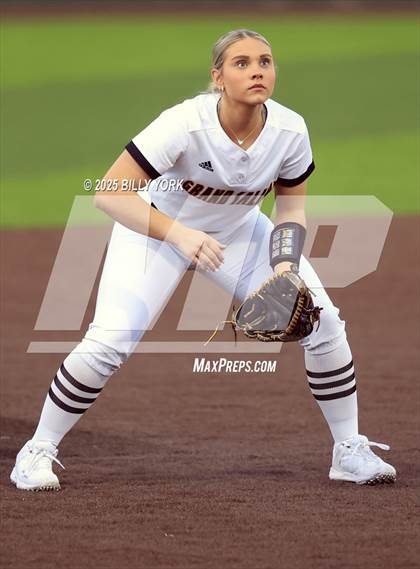 Thumbnail 3 in Grand Saline vs Van photogallery.