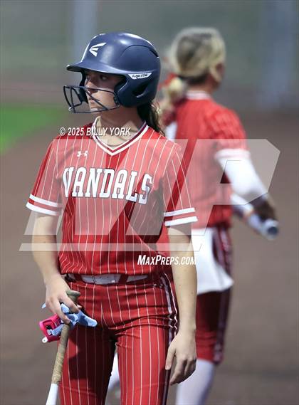 Thumbnail 2 in Grand Saline vs Van photogallery.
