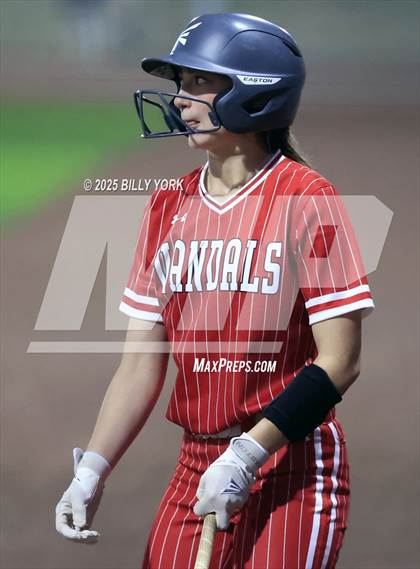 Thumbnail 3 in Grand Saline vs Van photogallery.