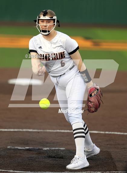 Thumbnail 2 in Grand Saline vs Van photogallery.
