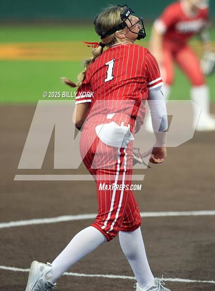 Thumbnail 3 in Grand Saline vs Van photogallery.