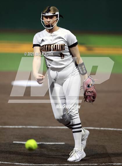 Thumbnail 2 in Grand Saline vs Van photogallery.
