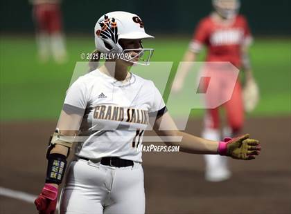 Thumbnail 2 in Grand Saline vs Van photogallery.