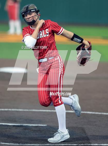 Thumbnail 2 in Grand Saline vs Van photogallery.