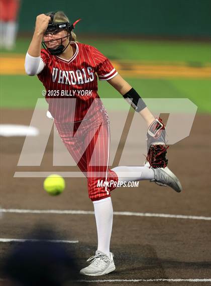 Thumbnail 3 in Grand Saline vs Van photogallery.