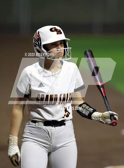 Thumbnail 3 in Grand Saline vs Van photogallery.