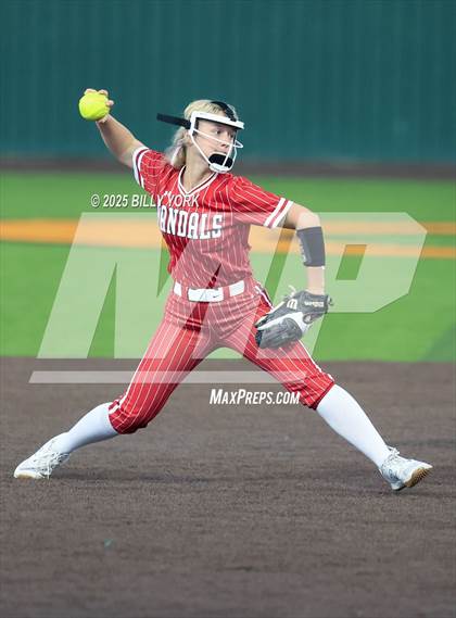 Thumbnail 1 in Grand Saline vs Van photogallery.