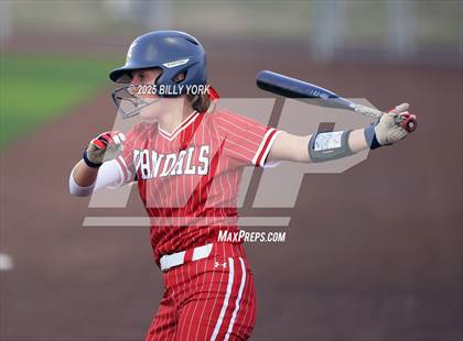 Thumbnail 2 in Grand Saline vs Van photogallery.