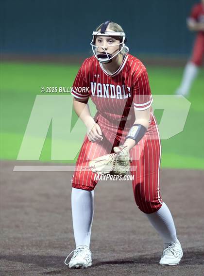 Thumbnail 3 in Grand Saline vs Van photogallery.