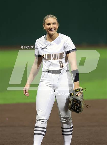 Thumbnail 3 in Grand Saline vs Van photogallery.