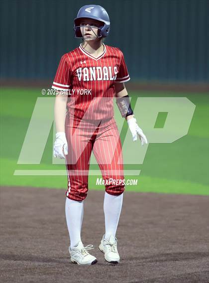 Thumbnail 3 in Grand Saline vs Van photogallery.