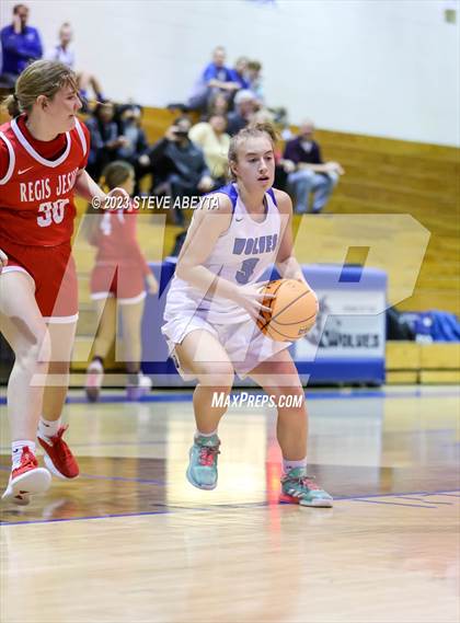 Thumbnail 2 in Regis Jesuit @ Grandview photogallery.