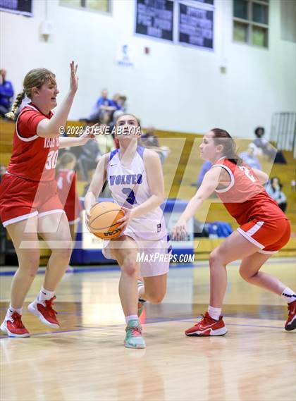 Thumbnail 2 in Regis Jesuit @ Grandview photogallery.