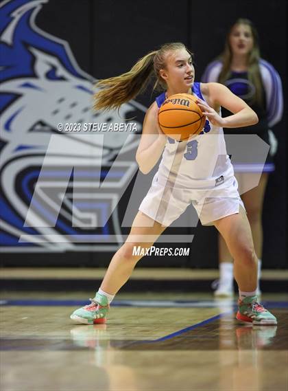 Thumbnail 3 in Regis Jesuit @ Grandview photogallery.
