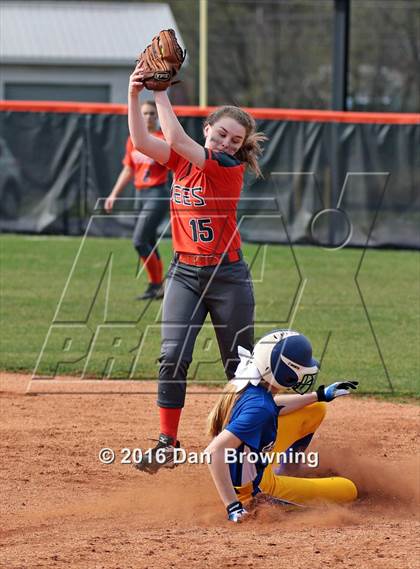 Thumbnail 1 in Gatlinburg-Pittman vs Greenback photogallery.