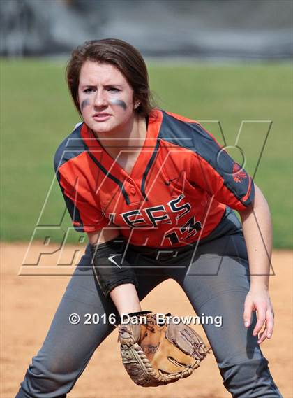 Thumbnail 2 in Gatlinburg-Pittman vs Greenback photogallery.