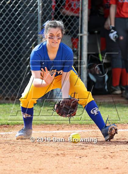 Thumbnail 3 in Gatlinburg-Pittman vs Greenback photogallery.