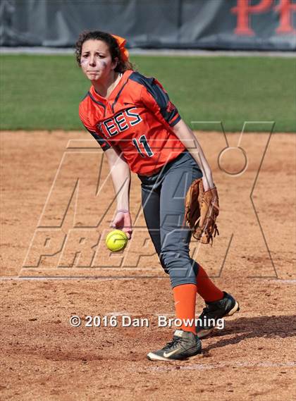 Thumbnail 2 in Gatlinburg-Pittman vs Greenback photogallery.