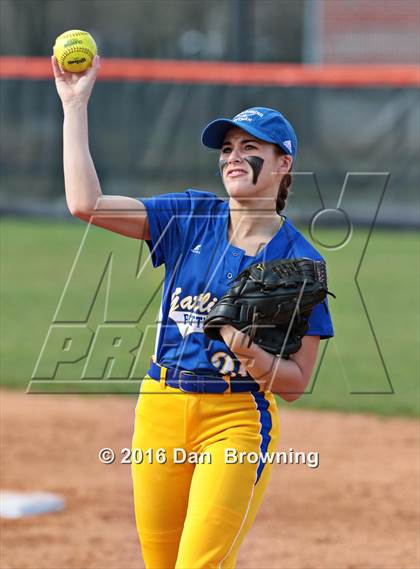 Thumbnail 3 in Gatlinburg-Pittman vs Greenback photogallery.