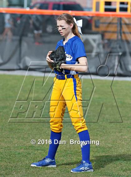 Thumbnail 2 in Gatlinburg-Pittman vs Greenback photogallery.