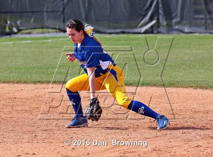 Thumbnail 3 in Gatlinburg-Pittman vs Greenback photogallery.