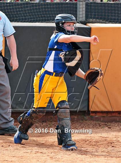 Thumbnail 2 in Gatlinburg-Pittman vs Greenback photogallery.