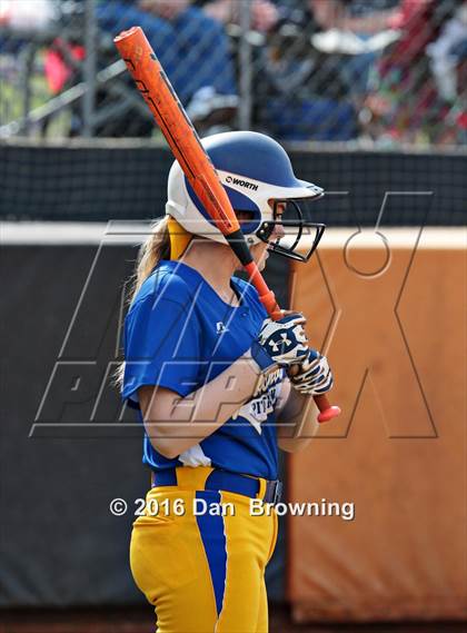 Thumbnail 3 in Gatlinburg-Pittman vs Greenback photogallery.